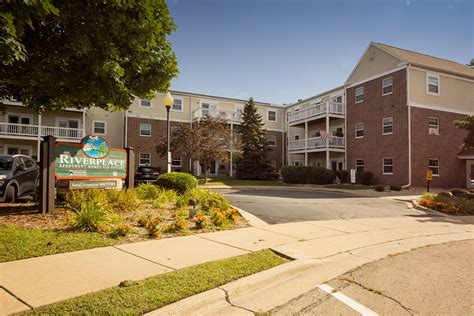 Palmer House Apartments 2 Bedroom 900 - 925. . Apartments for rent janesville wi